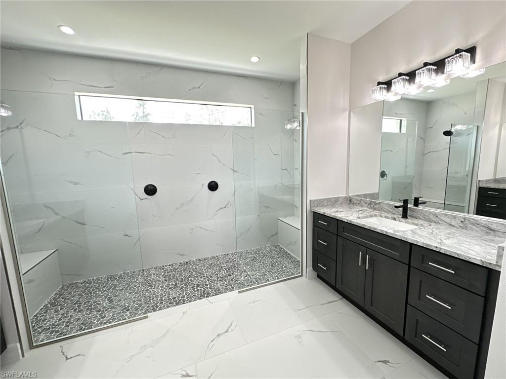 3915 Kismet Pkwy W Property Photo 4
