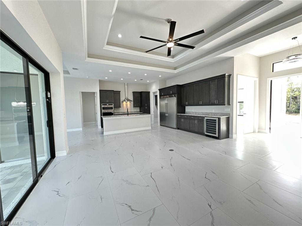 3915 Kismet Pkwy W Property Photo 6