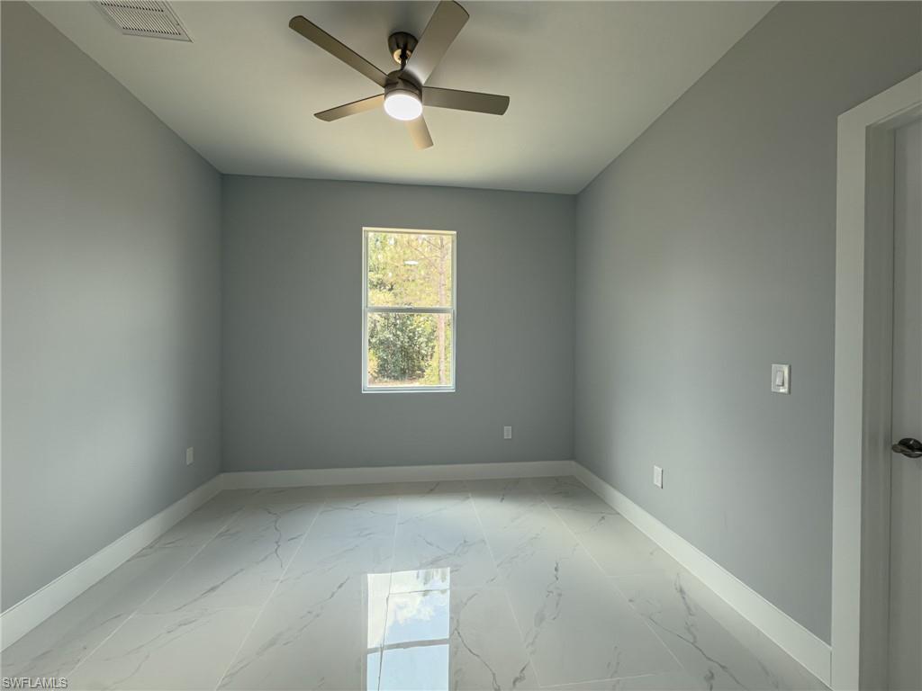 6137 Higgins Ave Property Photo 18