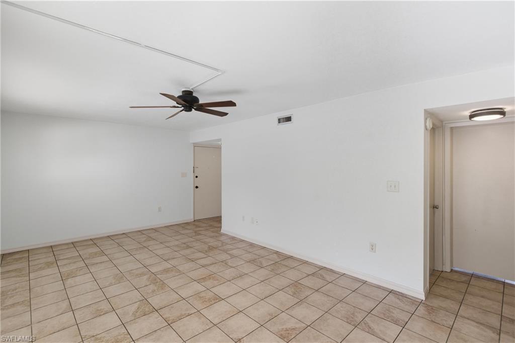4931 Vincennes Ct 4 Property Photo 7