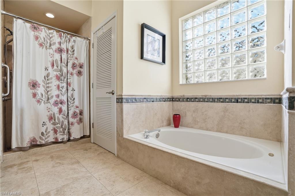 1624 Emerald Cove Dr Property Photo 19