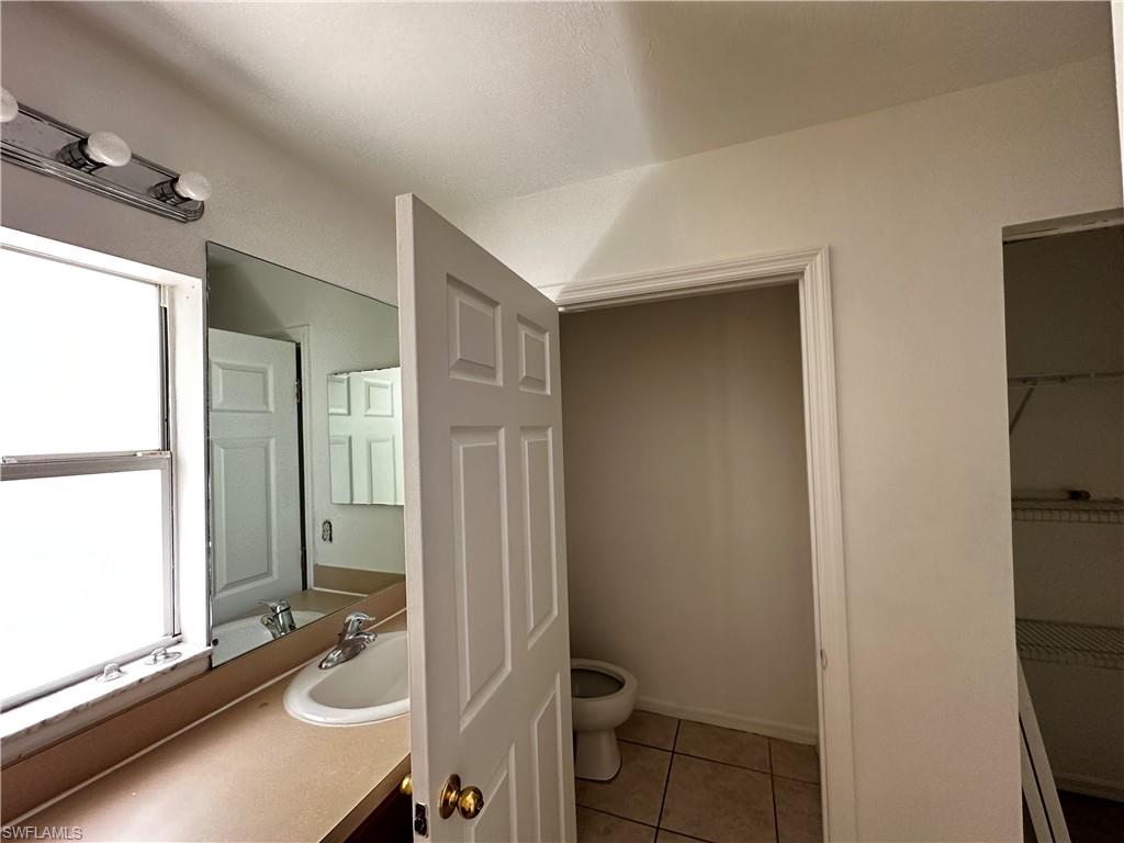 301 E 12th St Property Photo 12