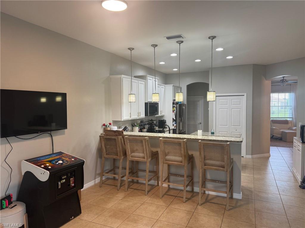 2557 Ashbury Cir Property Photo 7