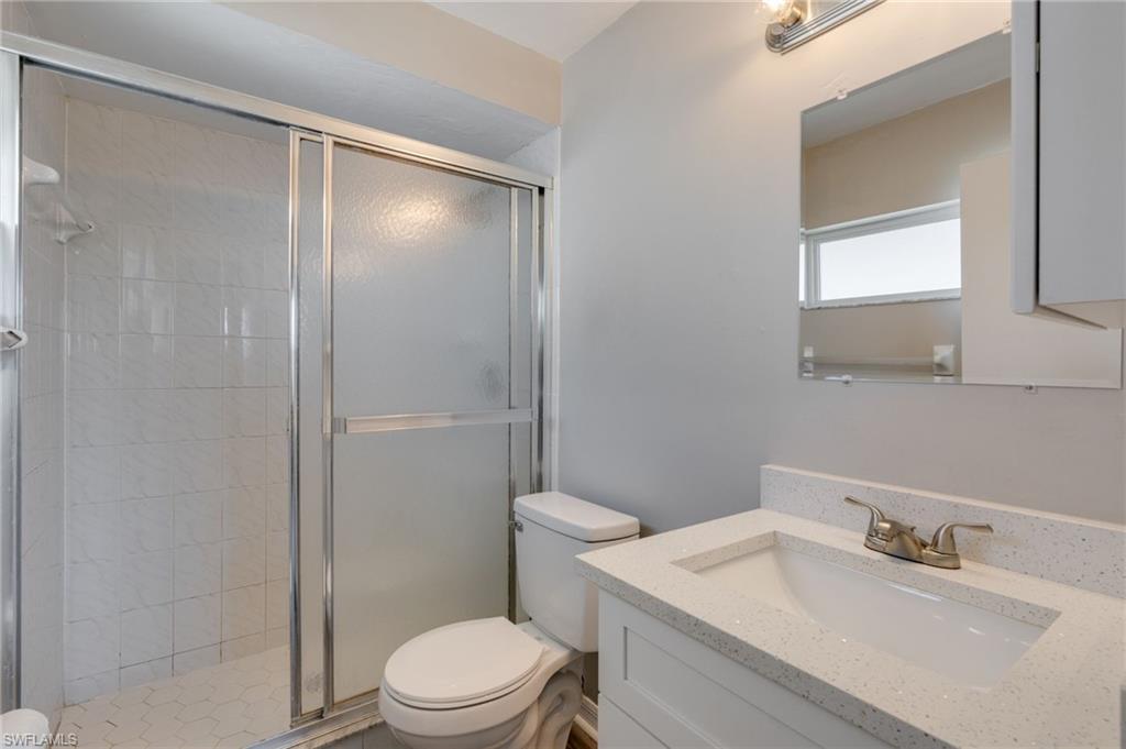 425 Sw 47th Ter 5-8 Property Photo 7