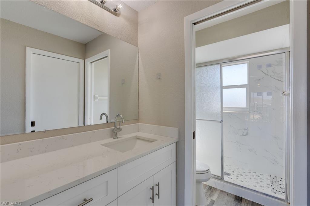 425 Sw 47th Ter 5-8 Property Photo 13