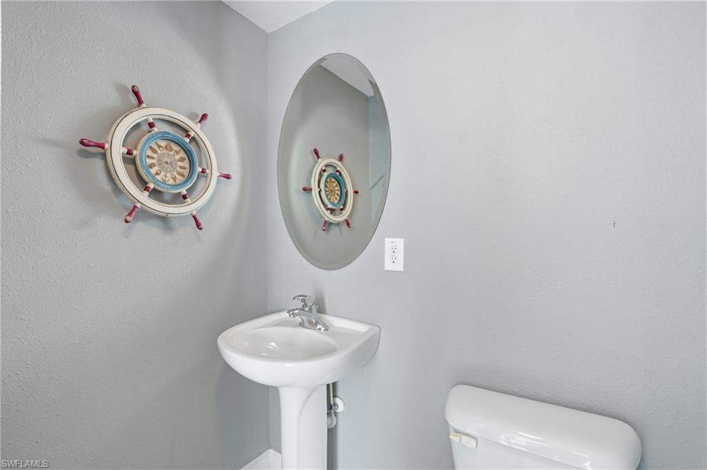5267 Tiffany Ct Property Photo 32