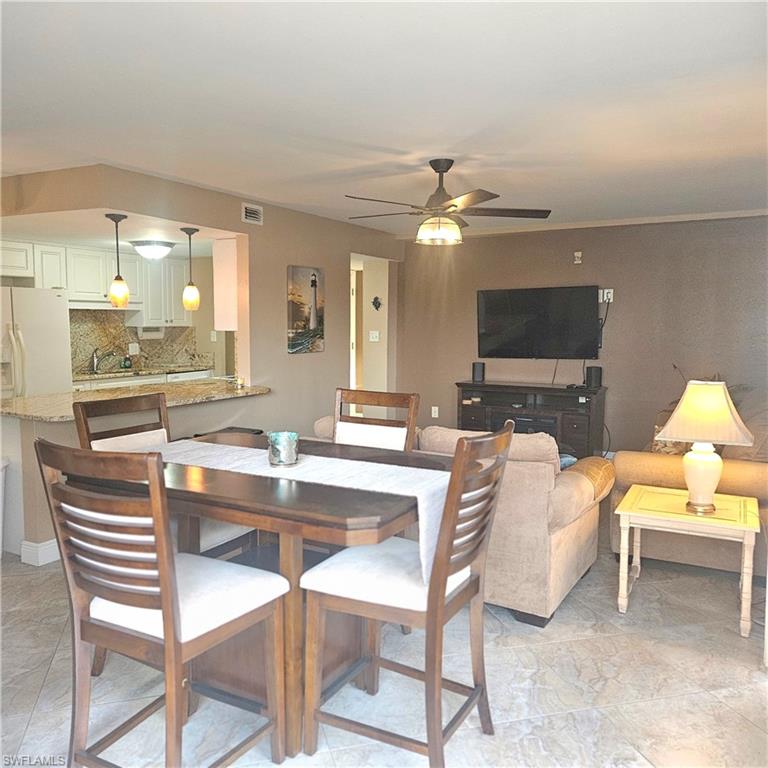 4807 Sunset Ct 107 Property Photo 7