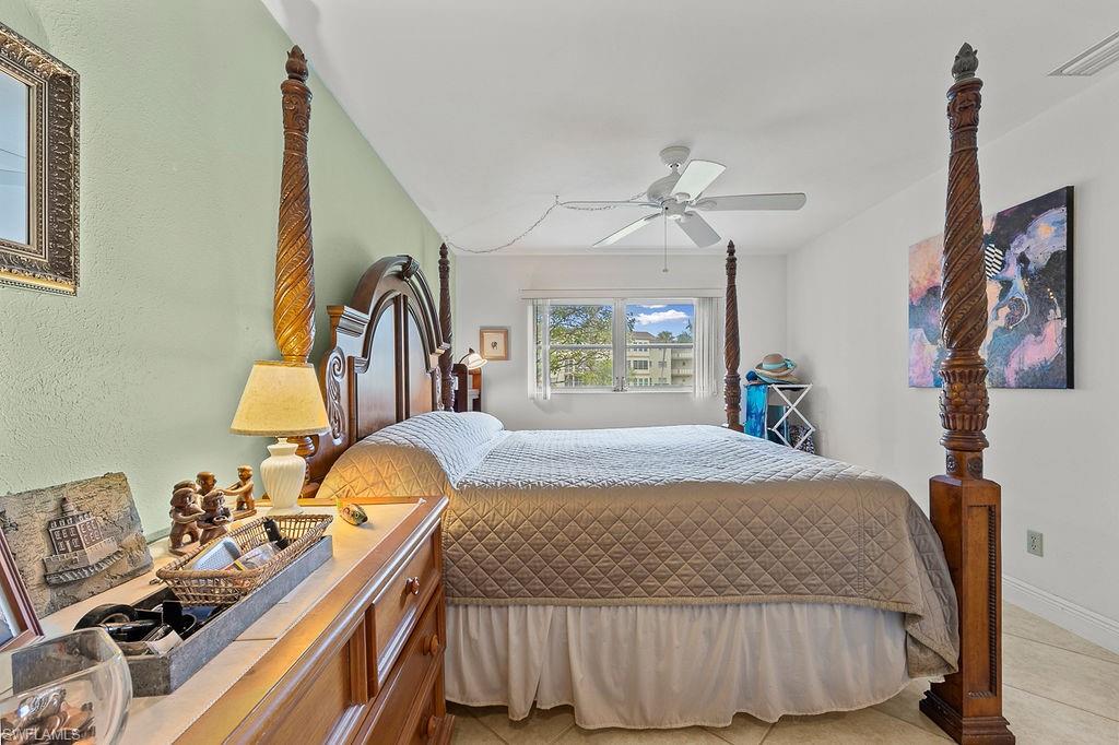 1409 Tropic Ter Property Photo 12