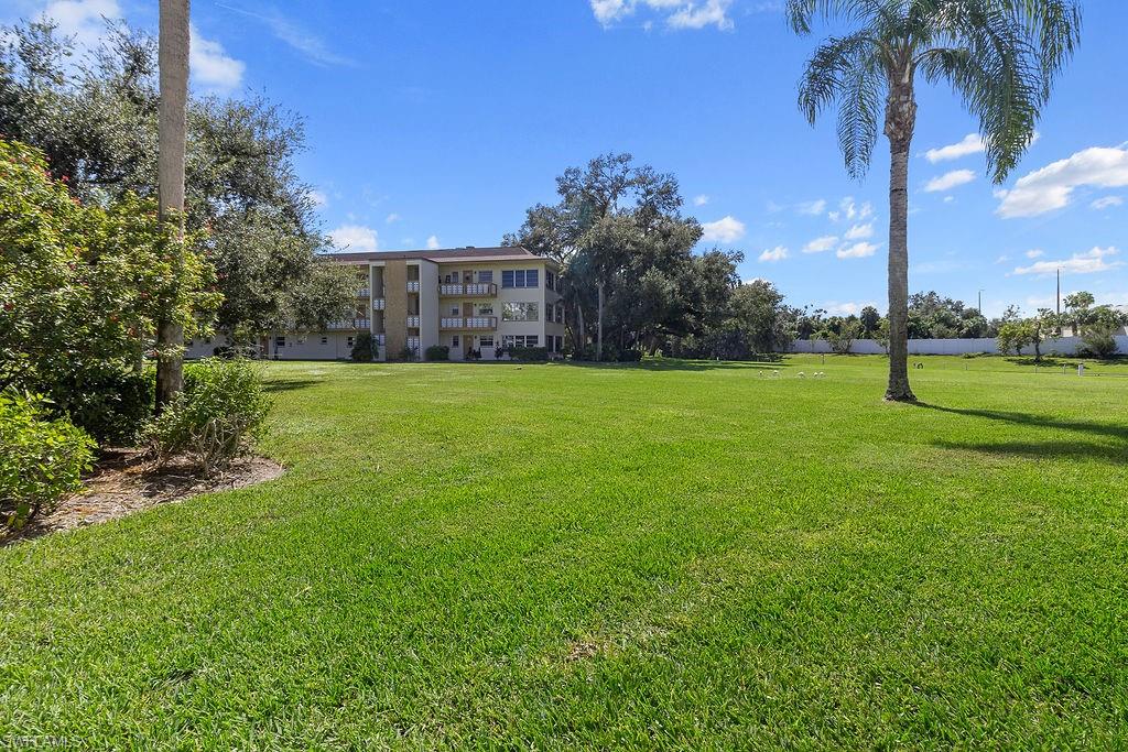 1409 Tropic Ter Property Photo 17