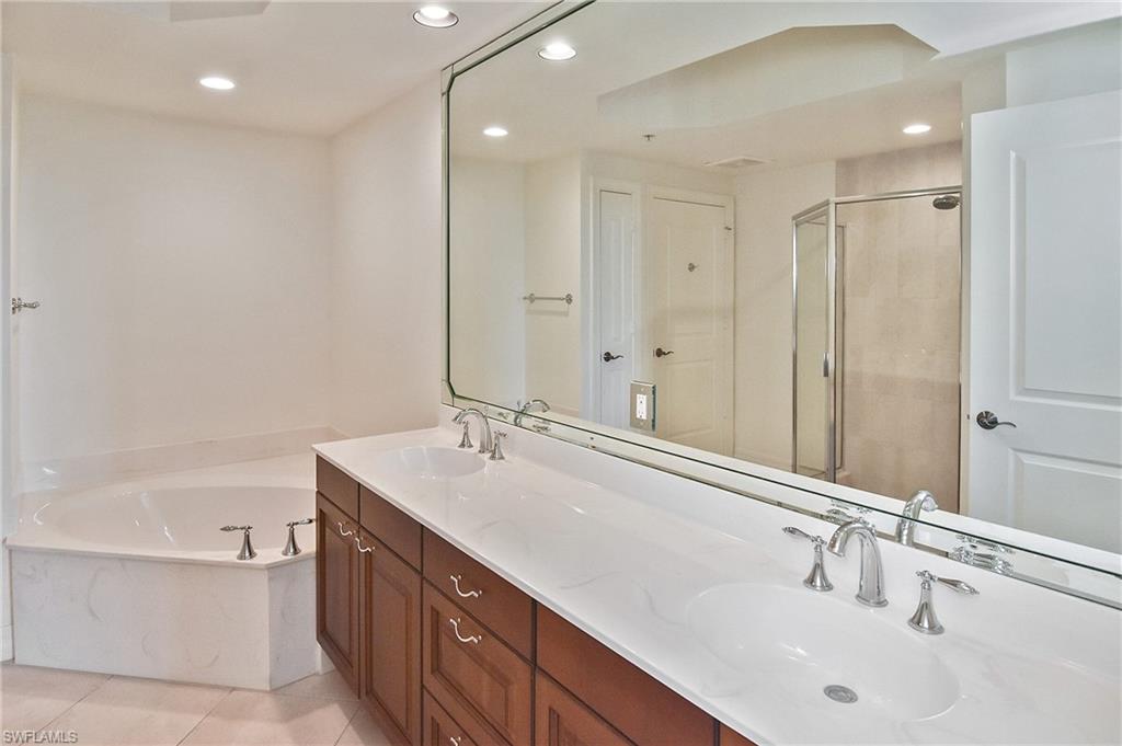 14380 Riva Del Lago Dr 1104 Property Photo 19