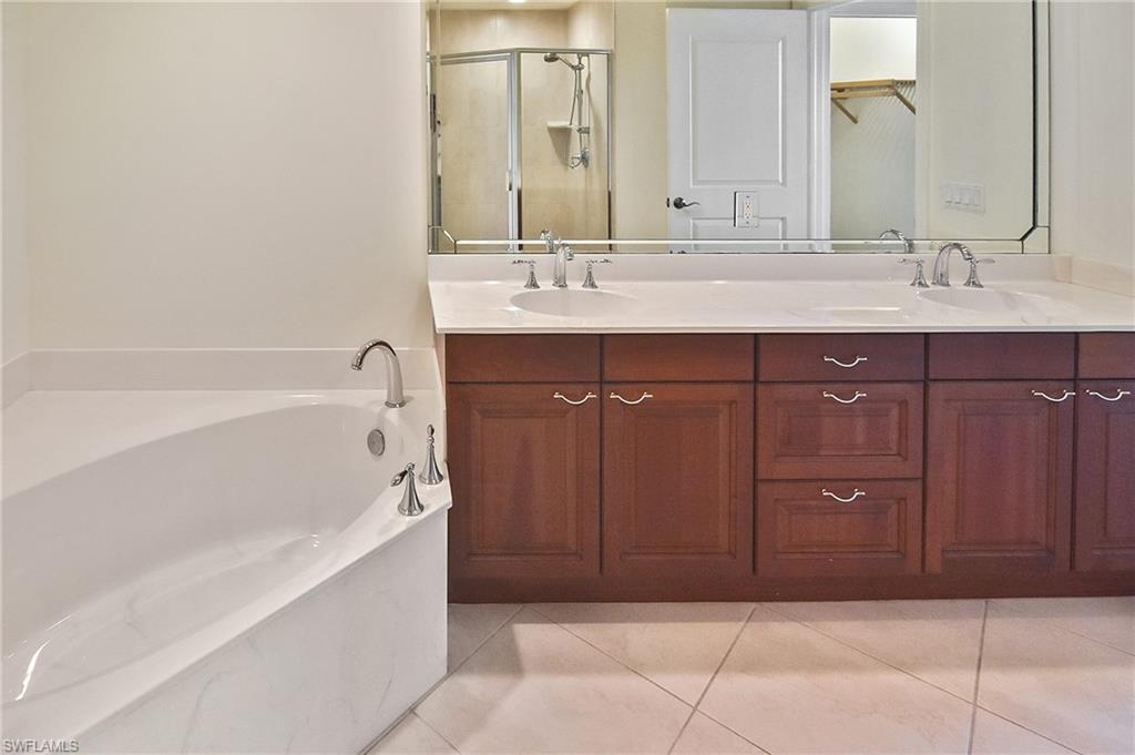 14380 Riva Del Lago Dr 1104 Property Photo 20