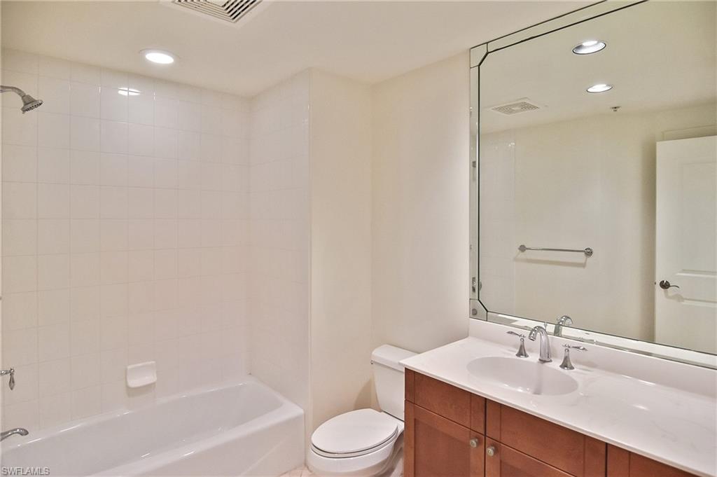 14380 Riva Del Lago Dr 1104 Property Photo 29