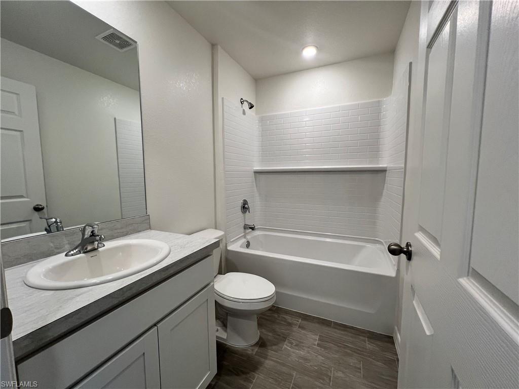 3401 Ne 8th Pl Property Photo 5