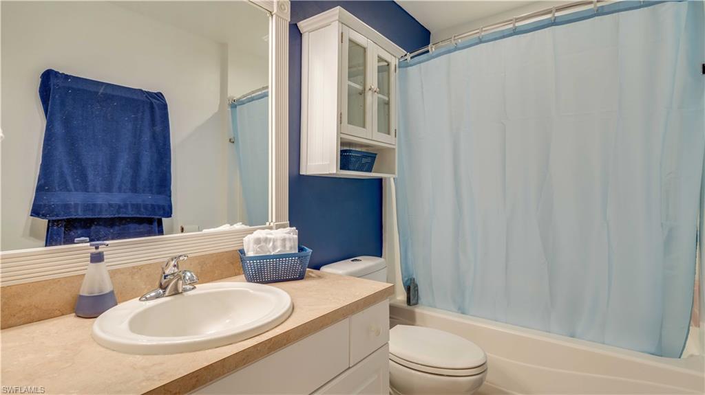 3322 Nw 5th Ter Property Photo 25