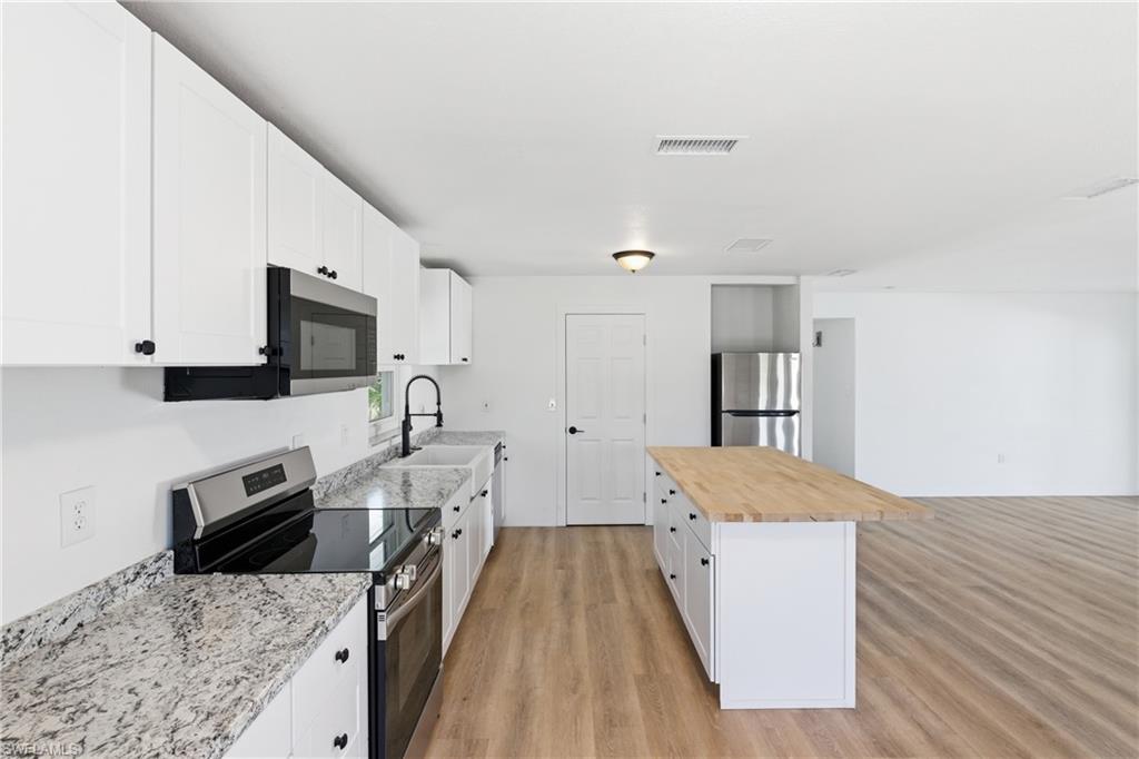 4477 Shady Ln Property Photo 5