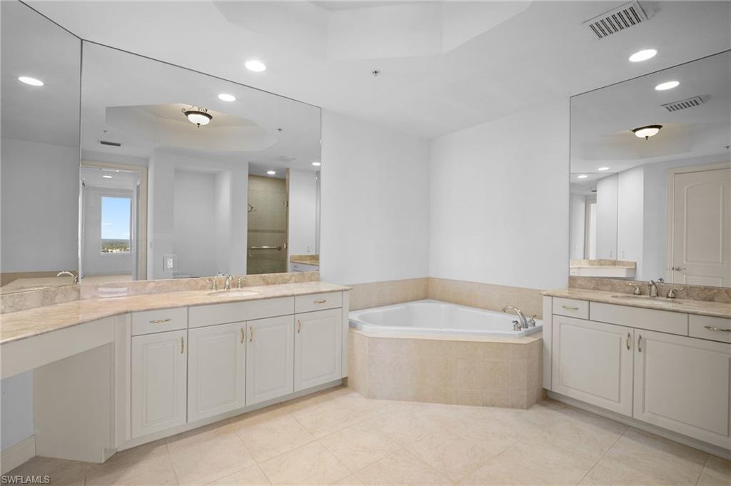 2090 W First St F2806 Property Photo 25