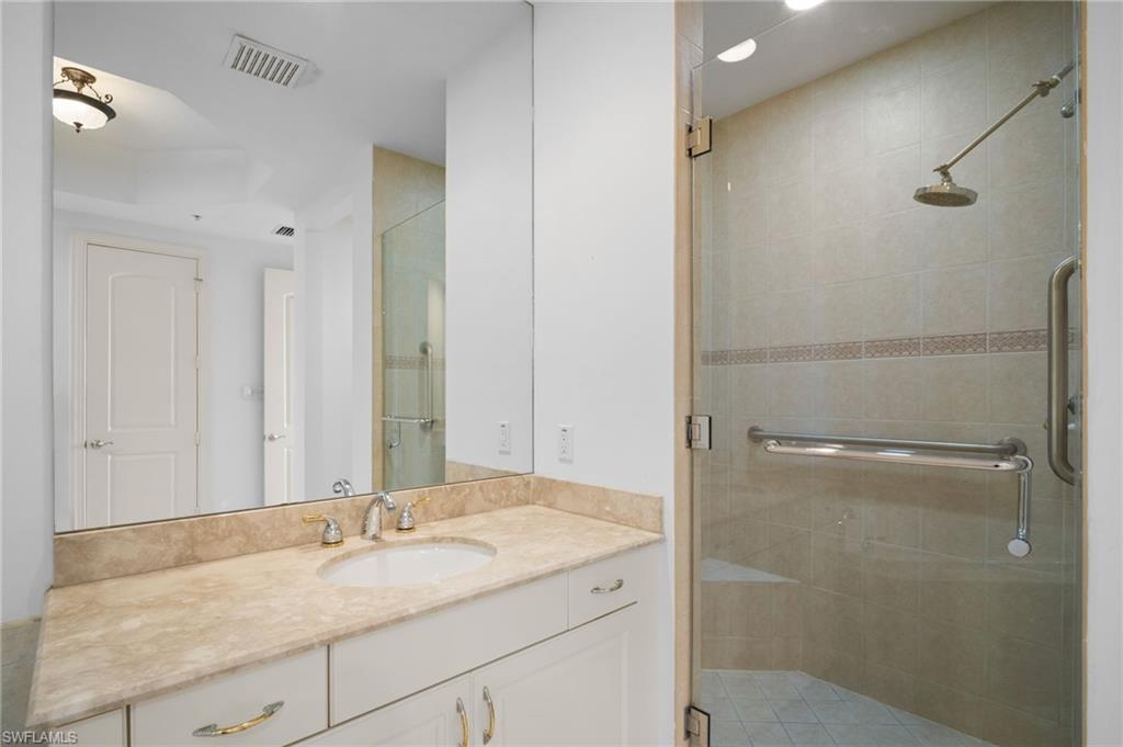 2090 W First St F2806 Property Photo 26