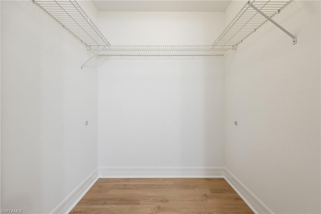 4015 Palm Tree Blvd 102 Property Photo 18