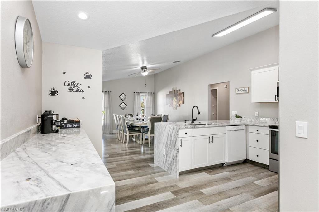 5608 Mandarin Ct Property Photo 4