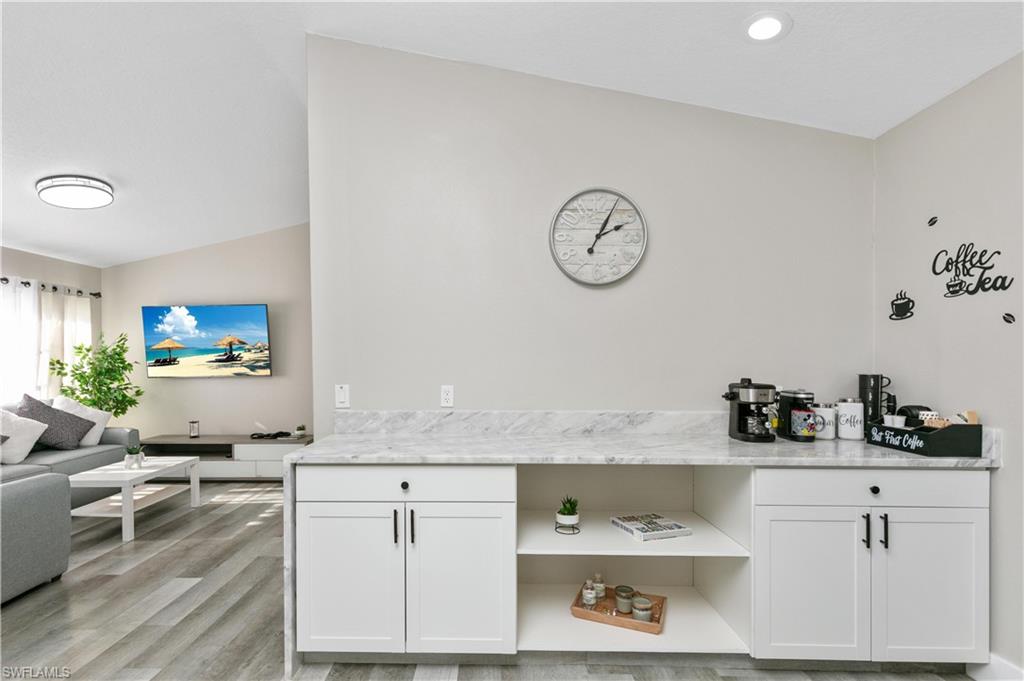 5608 Mandarin Ct Property Photo 6