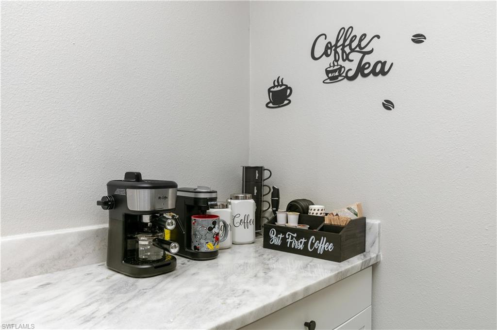 5608 Mandarin Ct Property Photo 7