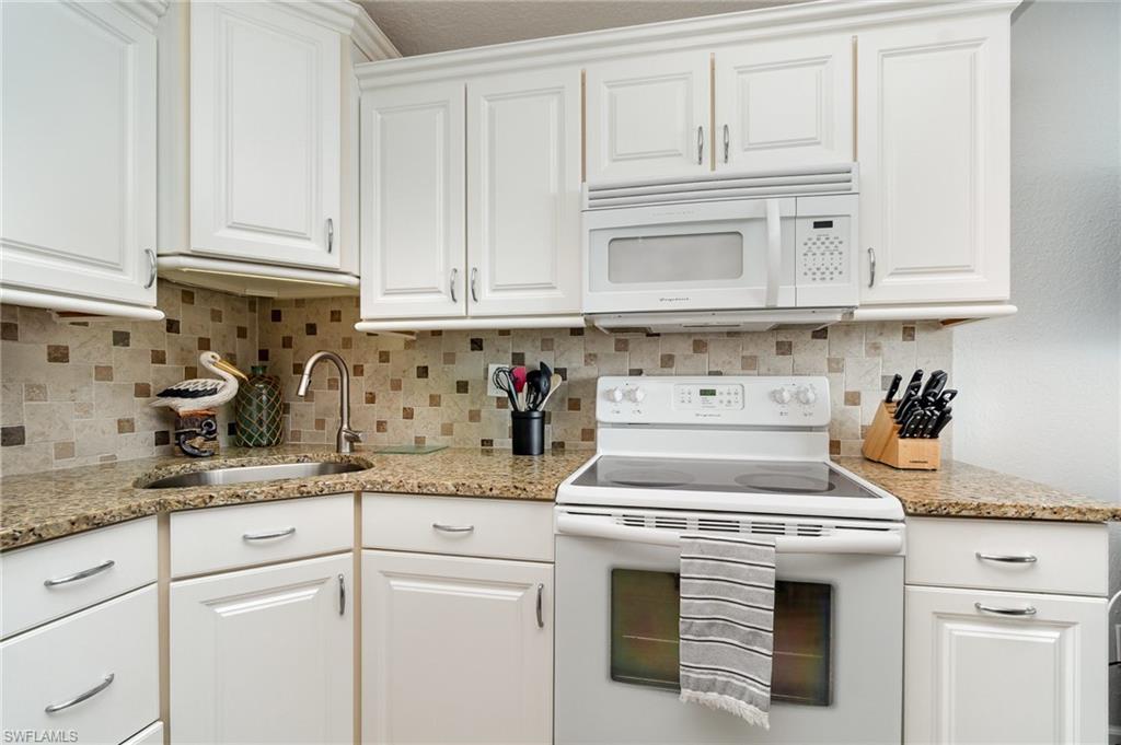 7330 Estero Blvd 906 Property Photo 11