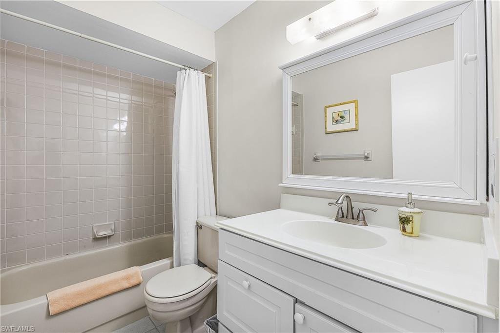 2888 Oleander St C4 Property Photo 13