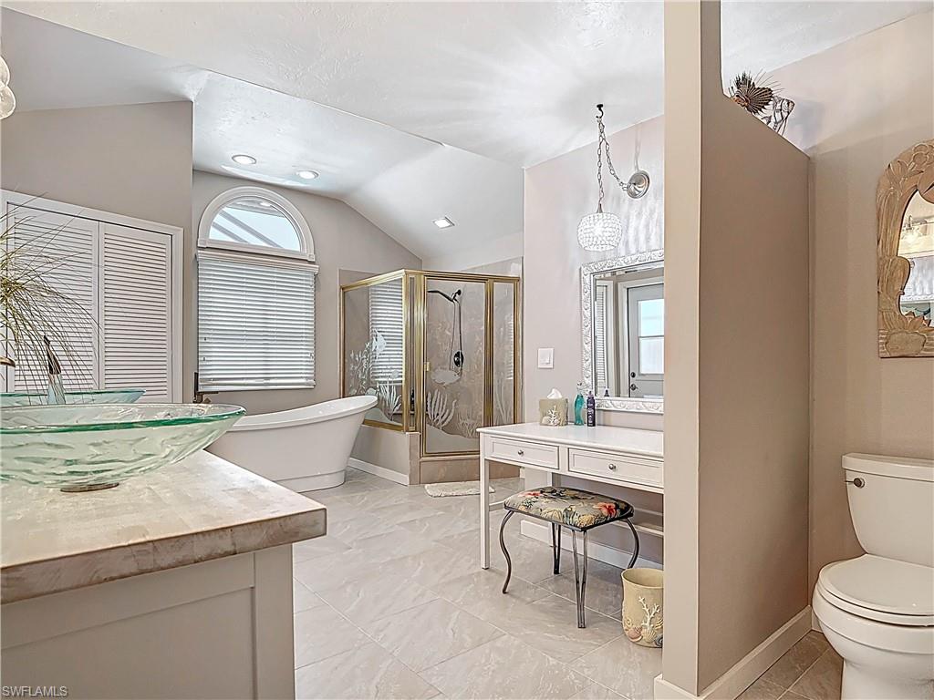 11481 Rebecca Cir Property Photo 21