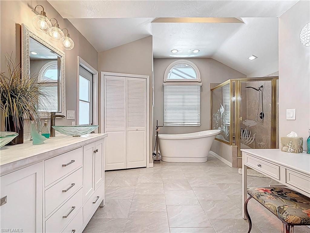 11481 Rebecca Cir Property Photo 22