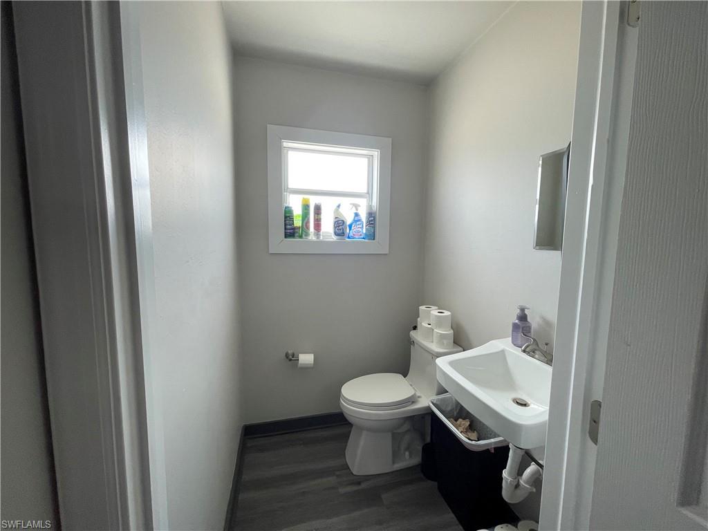 820 Cape Coral Pkwy E Property Photo 6