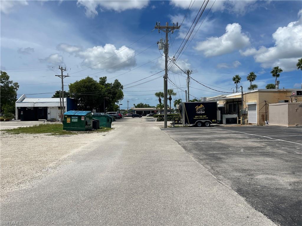 820 Cape Coral Pkwy E Property Photo 13