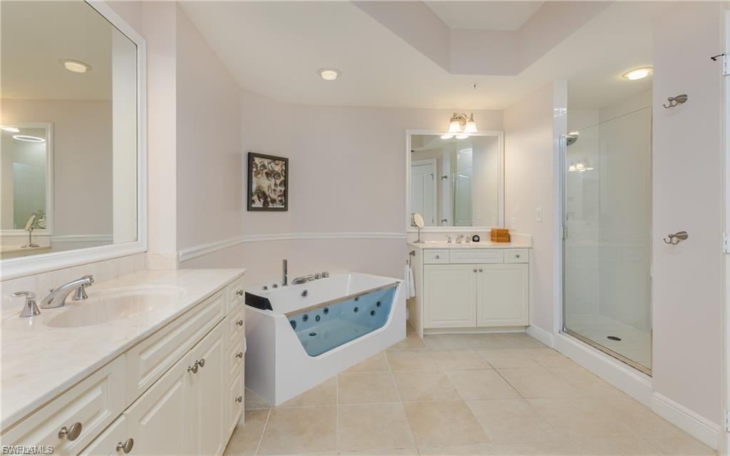 5704 Cape Harbour Dr 105 Property Photo 18