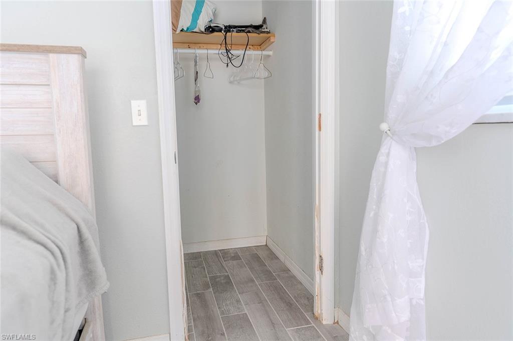 220 Albatross St Property Photo 35