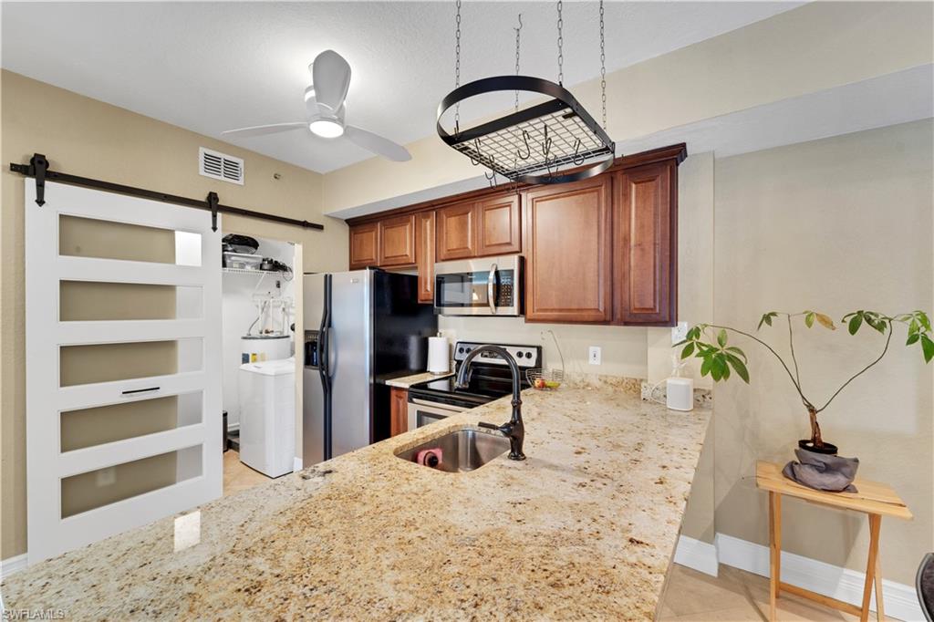 6450 Aragon Way # 202 Property Photo 16