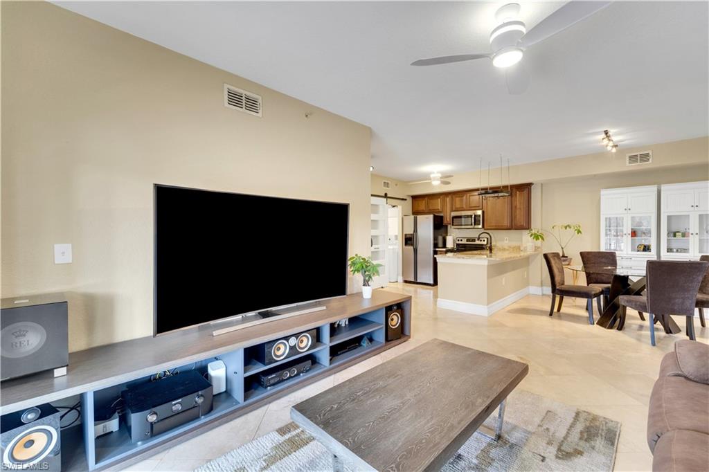 6450 Aragon Way # 202 Property Photo 18