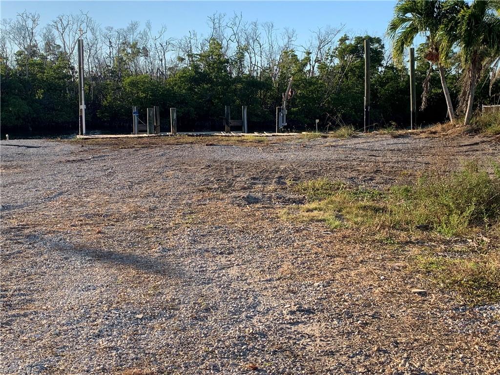 3977 Coconut Dr Property Photo 17