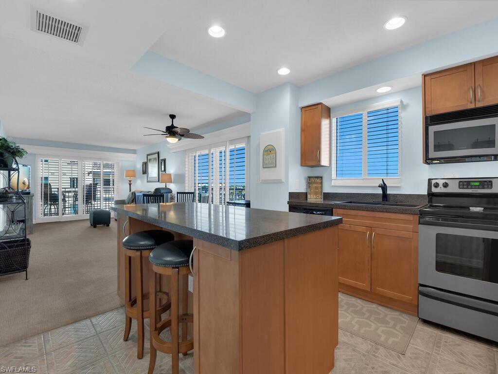 7400 Estero Blvd 512 Property Photo 13