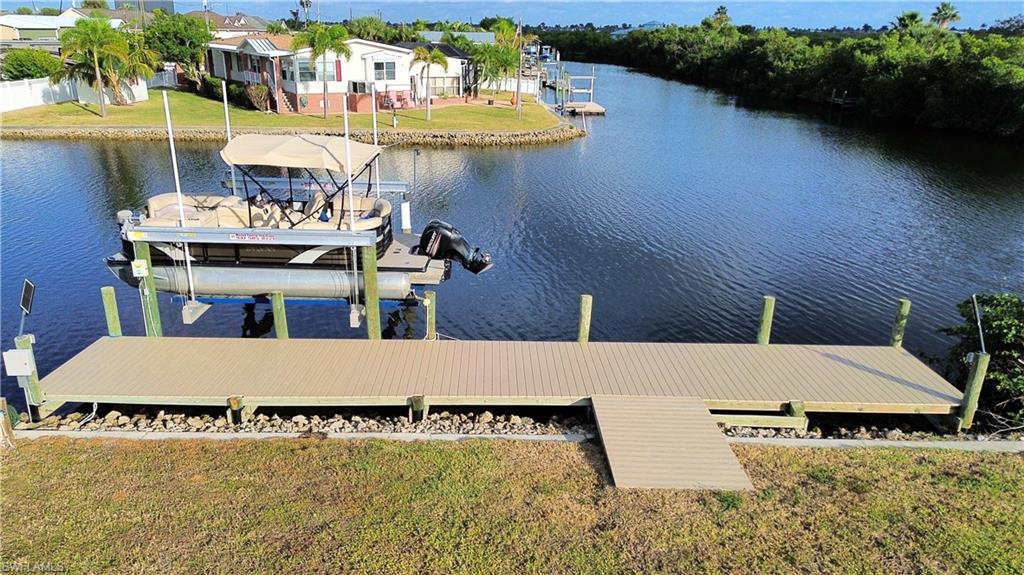 5258 River Bay Dr Property Photo 9