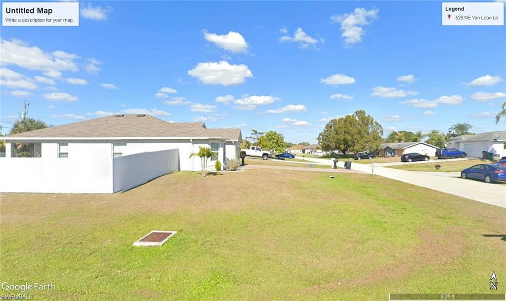 526 Ne Van Loon Ln Property Photo 6