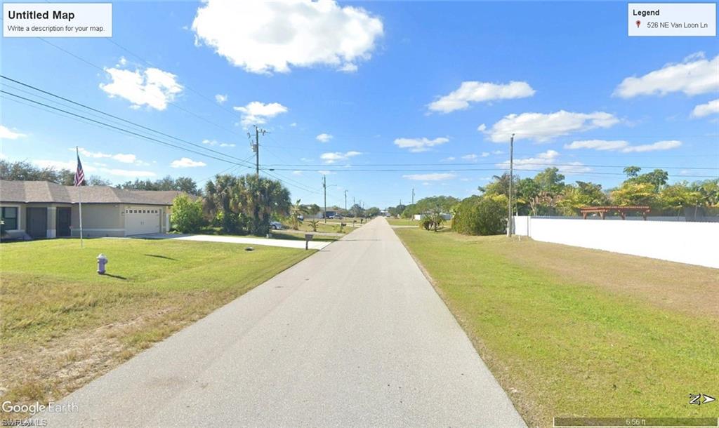 526 Ne Van Loon Ln Property Photo 8