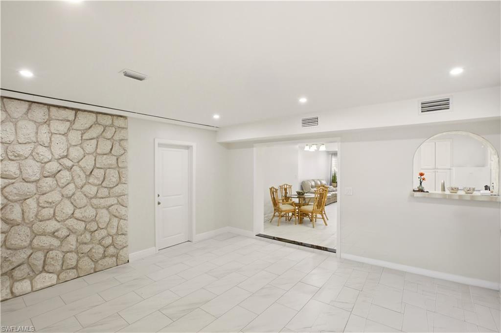 1736 Bonnie Ct Property Photo 8