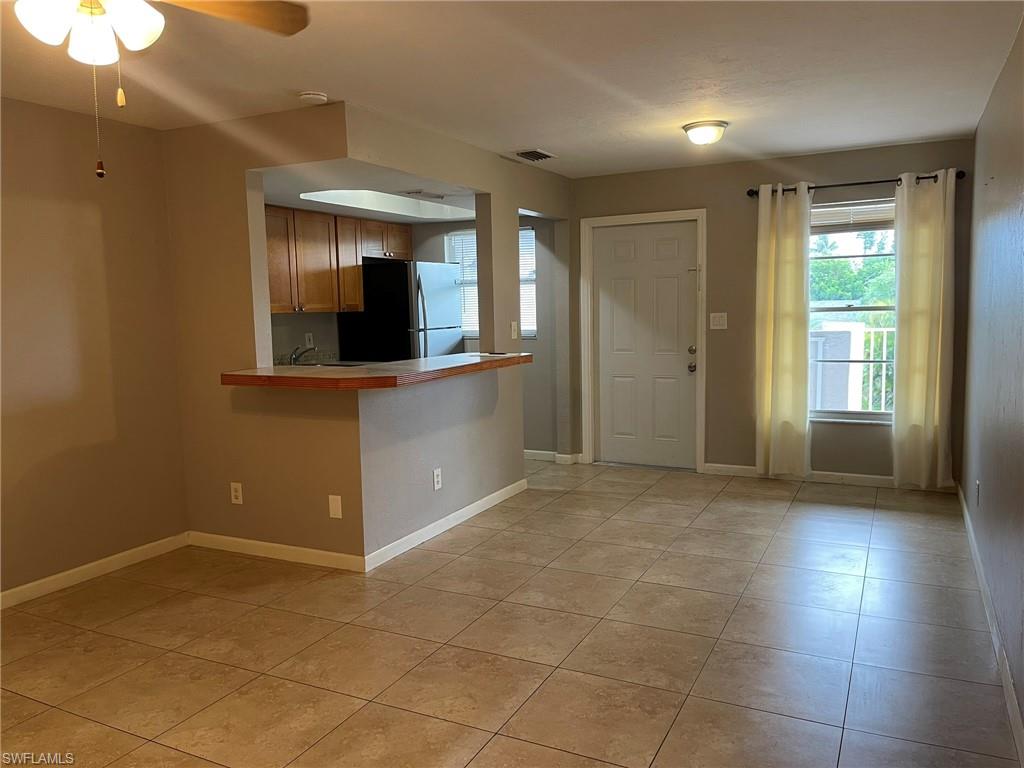 608 Se 46th Ln # 3 Property Photo 3