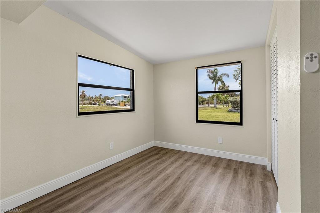 2390 Oleander St Property Photo 20