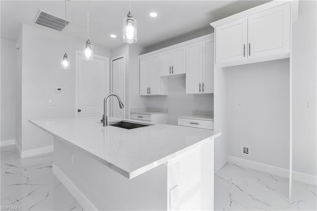 1152 Randolph St Property Photo 10