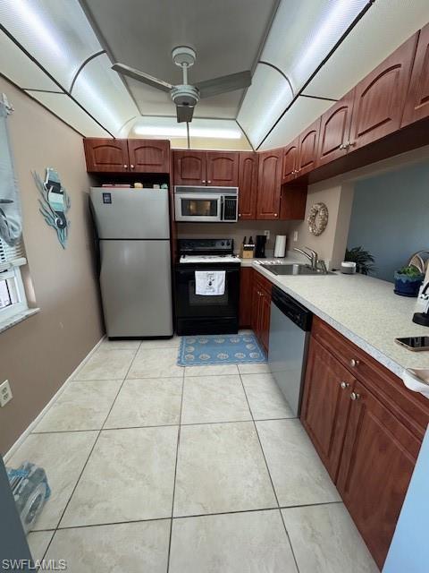 6102 Augusta Dr 305 Property Photo 2
