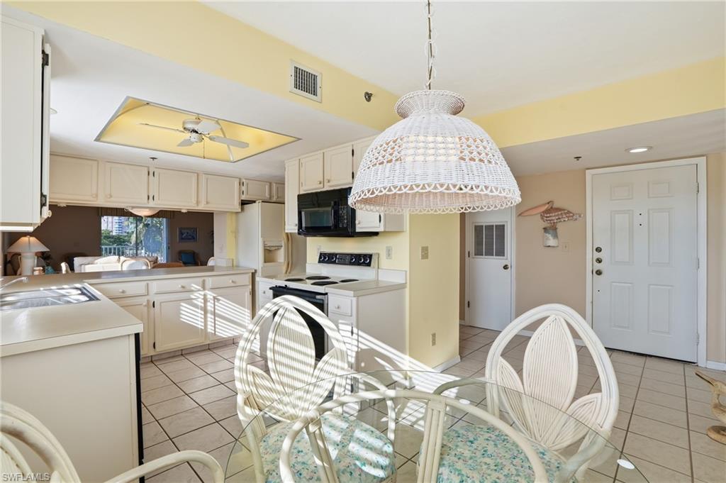 4591 Bay Beach Ln 294 Property Photo 7