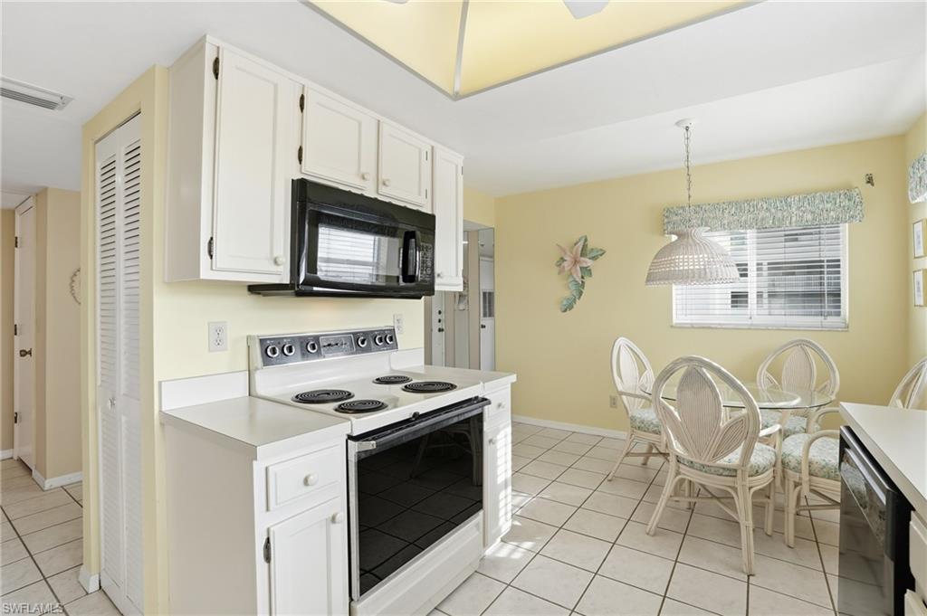 4591 Bay Beach Ln 294 Property Photo 8