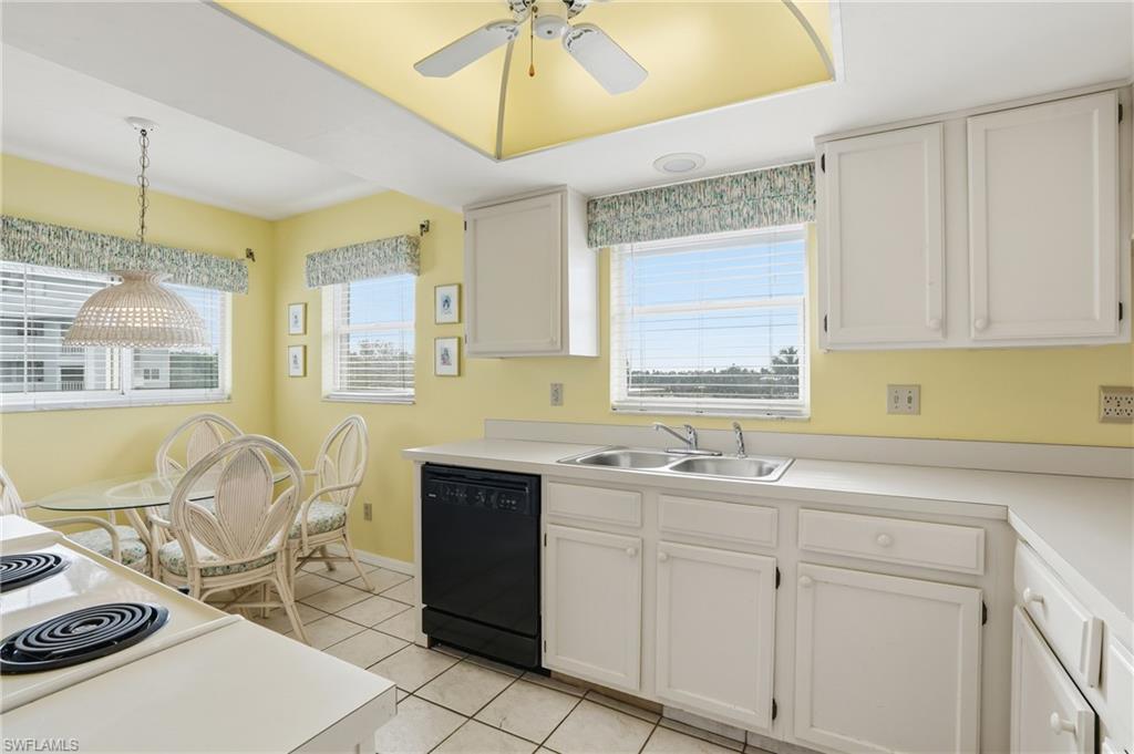 4591 Bay Beach Ln 294 Property Photo 9