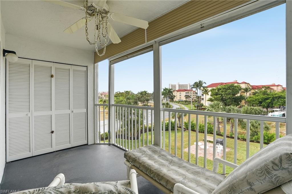 4591 Bay Beach Ln 294 Property Photo 24