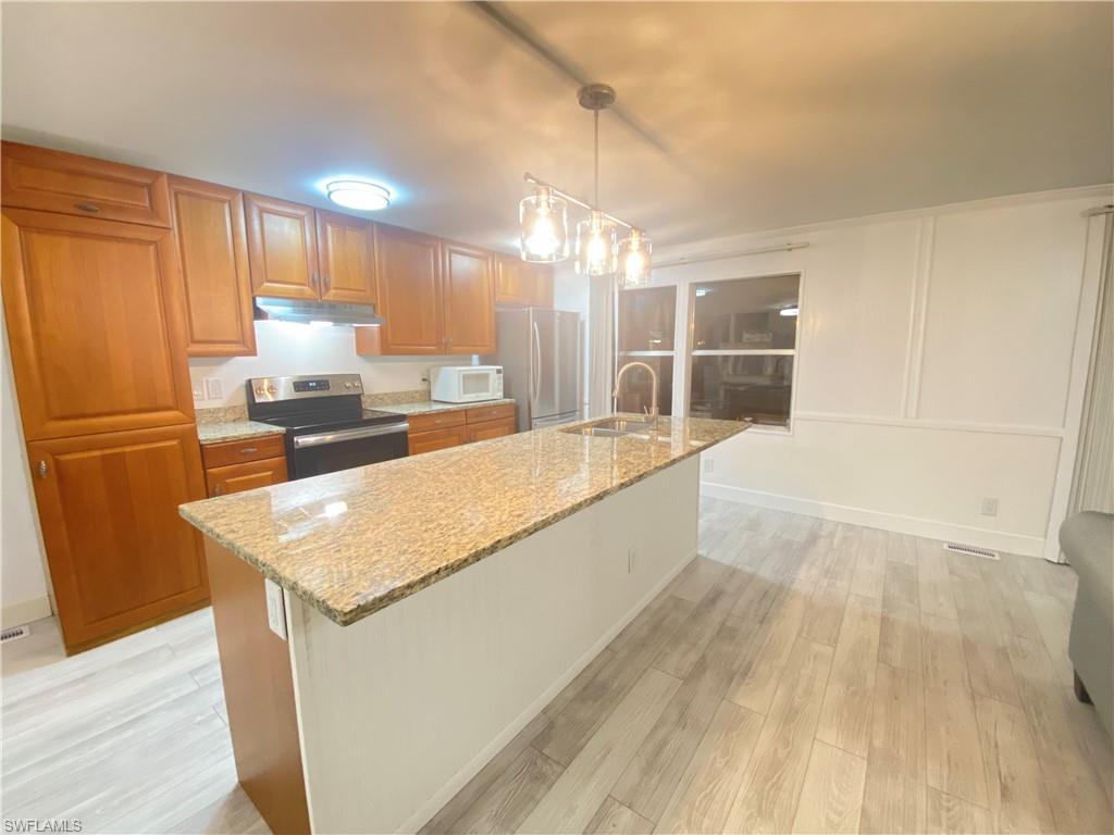 5506 Virginia Dare Ln Property Photo 3